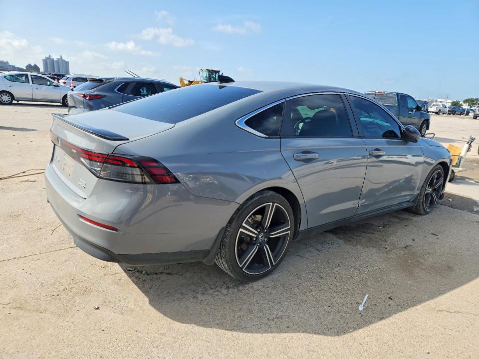 Photo 3 from auction – 2024 HONDA ACCORD with VIN 1HGCY2F54RA001925
