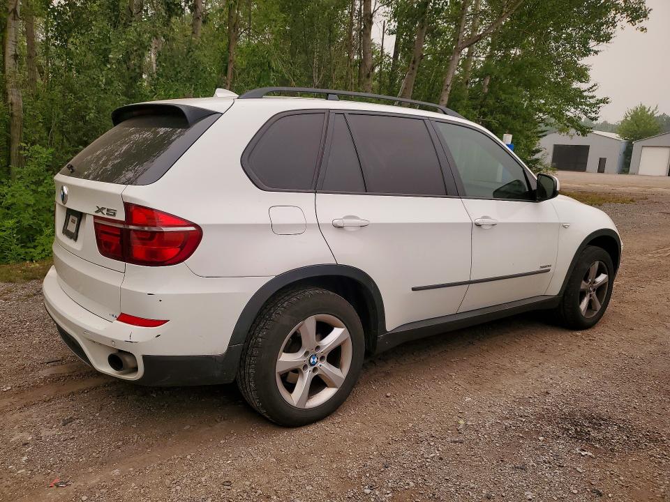 Photo 3 from auction – 2012 BMW X5 with VIN 5UXZV4C5XCL745007