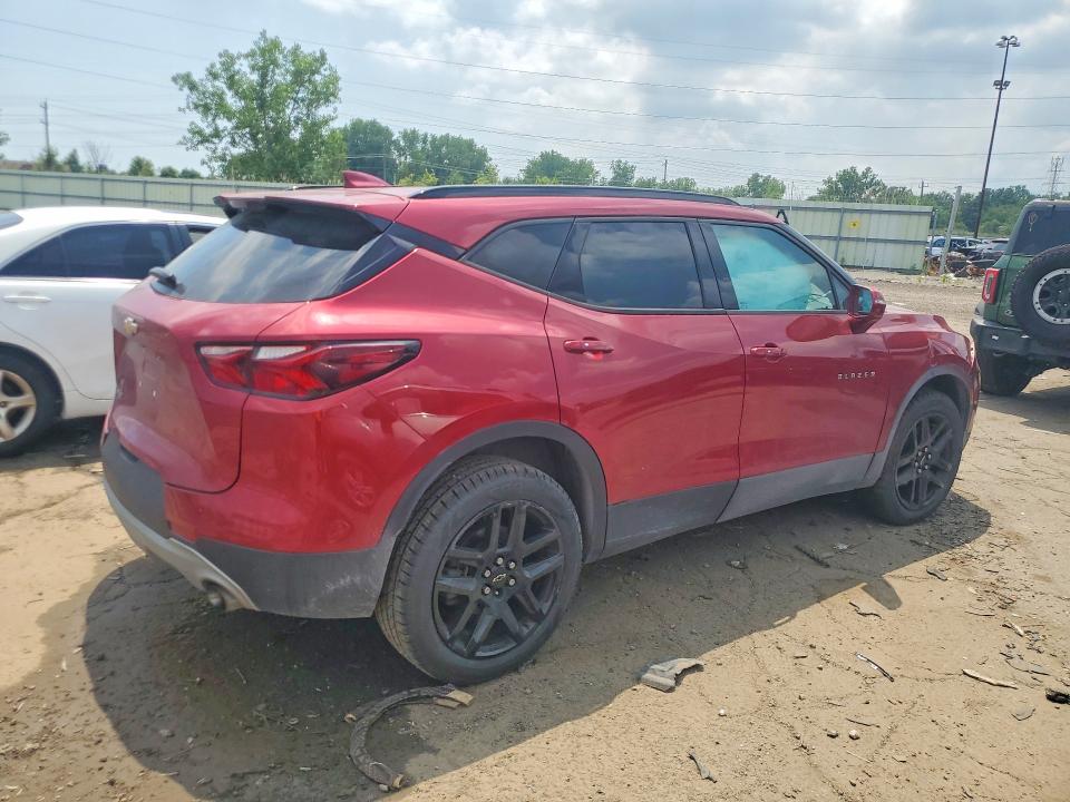 Photo 3 from auction – 2019 CHEVROLET BLAZER with VIN 3GNKBCRS0KS683636