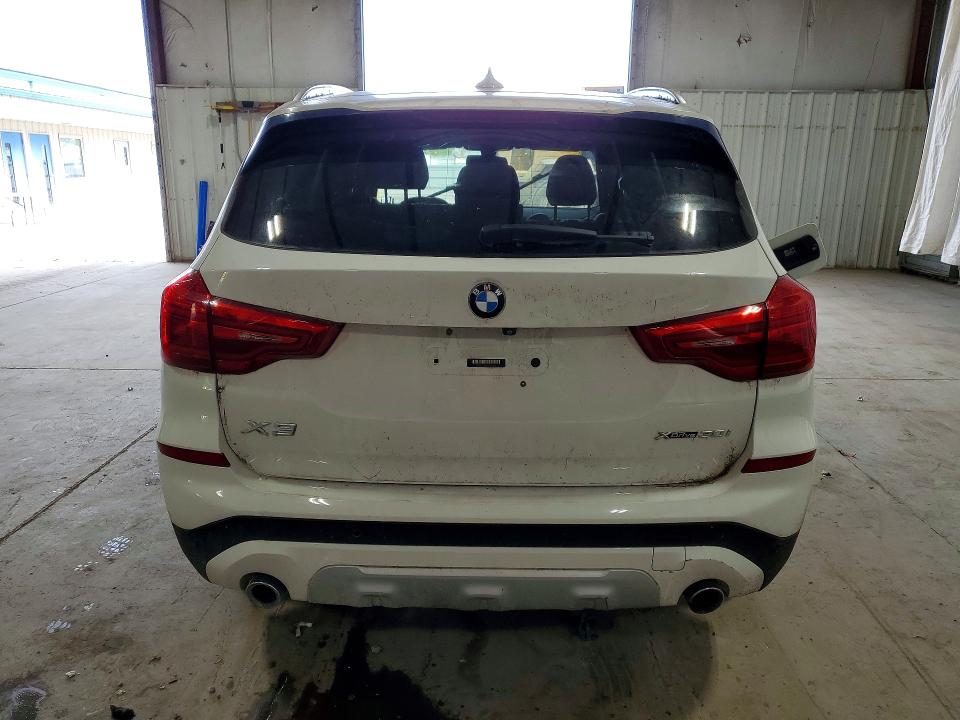 Photo 6 from auction – 2018 BMW X3 with VIN 5UXTR9C50JLD72986