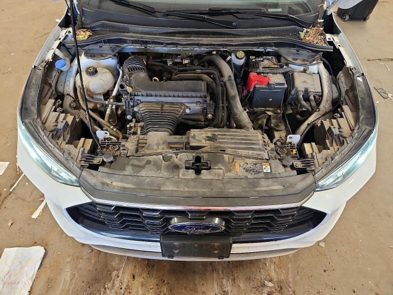 Photo 12 from auction – 2023 FORD ESCAPE with VIN 1FMCU9NA6PUB45744