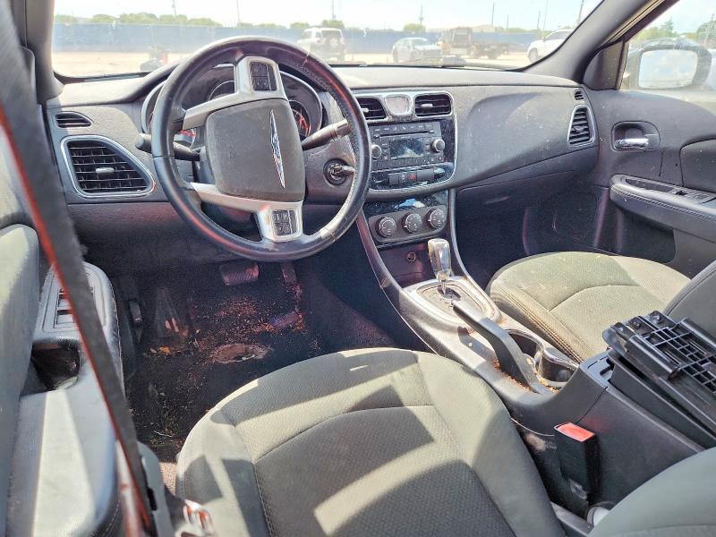 Photo 8 from auction – 2011 CHRYSLER 200 with VIN 1C3BC1FB7BN576614