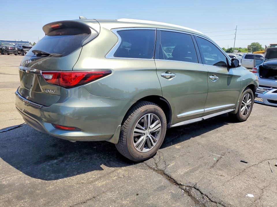Photo 3 from auction – 2016 INFINITI QX60 with VIN 5N1AL0MM0GC525945