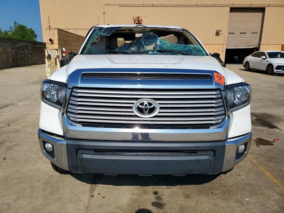 Photo 5 from auction – 2015 TOYOTA TUNDRA with VIN 5TFFY5F17FX181338