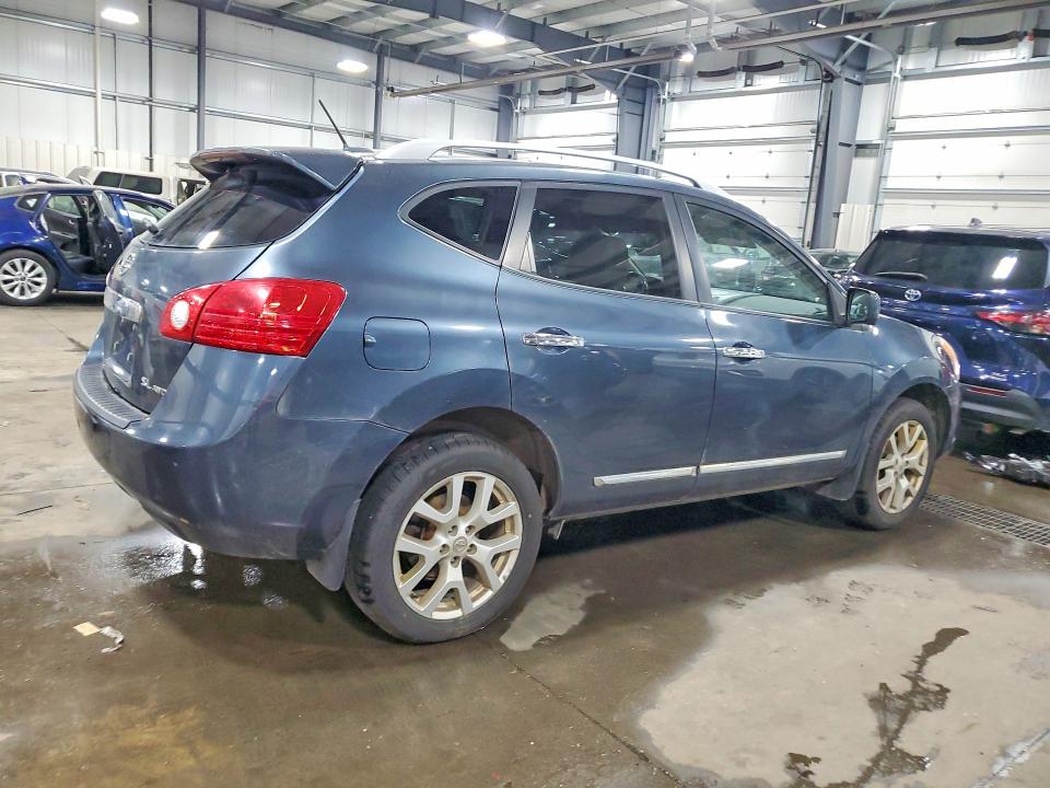 Photo 3 from auction – 2012 NISSAN ROGUE with VIN JN8AS5MV5CW358394