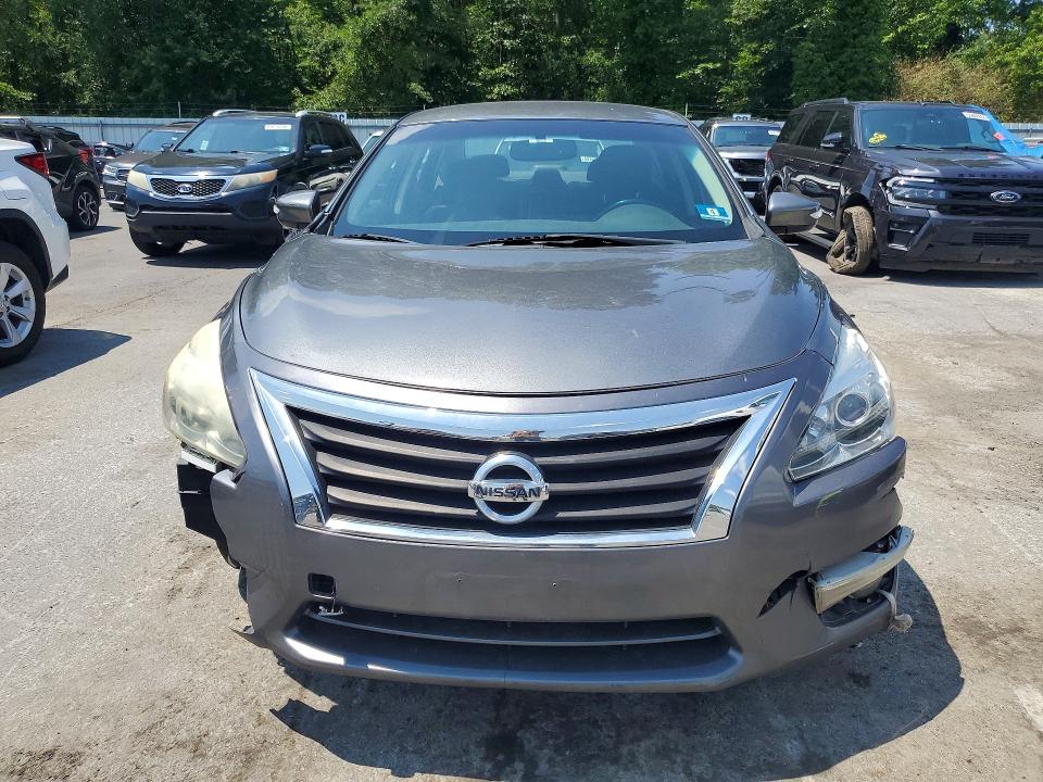 Снимка 5 от търг – 2015 NISSAN ALTIMA с VIN 1N4AL3AP0FN408265