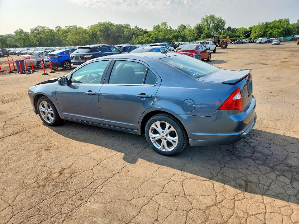 Photo 2 from auction – 2012 FORD FUSION with VIN 3FAHP0HA5CR308478