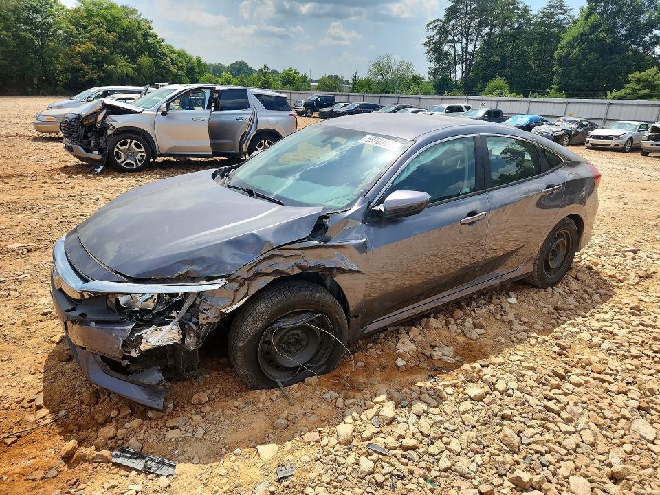 HONDA CIVIC 2018 with VIN 2HGFC2F55JH585625 - Photo from auction