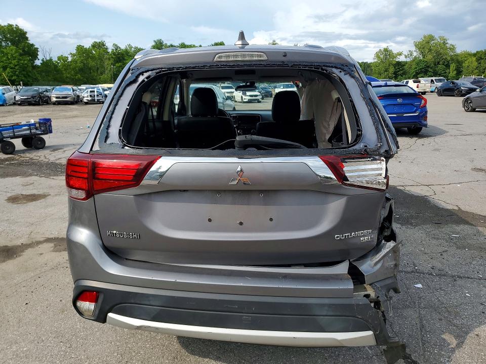 Photo 6 from auction – 2018 MITSUBISHI OUTLANDER with VIN JA4AZ3A32JJ005856