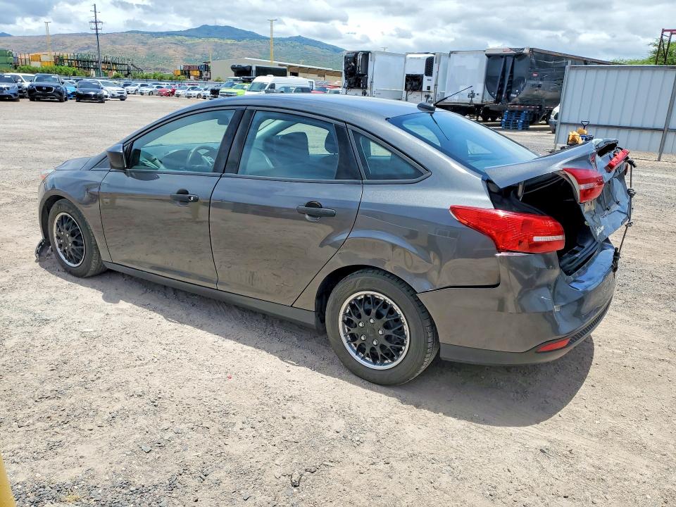 Photo 2 from auction – 2015 FORD FOCUS with VIN 1FADP3E22FL247445