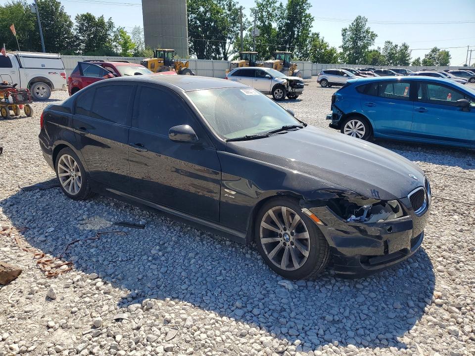 Photo 4 from auction – 2011 BMW 328 with VIN WBAPK5C54BF123357