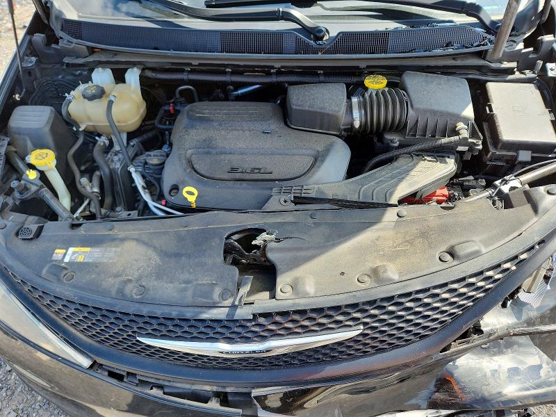 Photo 12 from auction – 2023 CHRYSLER VOYAGER with VIN 2C4RC1CG4PR525785