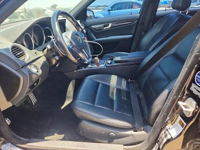 Photo 7 from auction – 2013 MERCEDES-BENZ C with VIN WDDGF8AB7DG131554