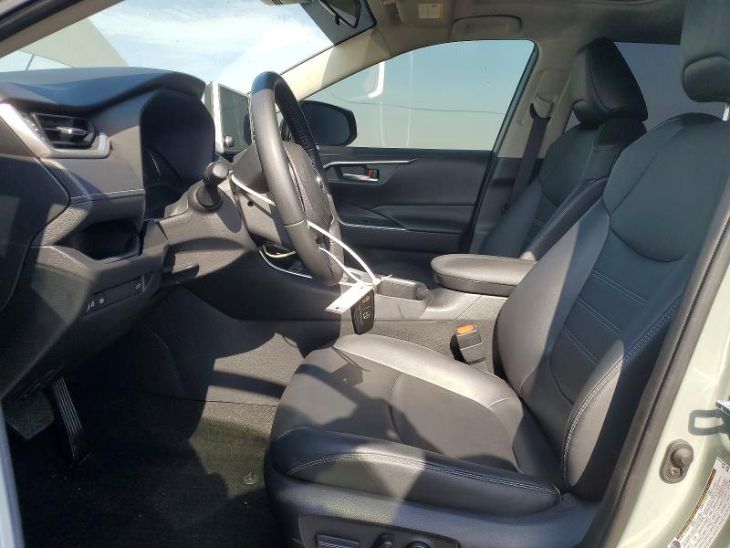 Photo 7 from auction – 2023 TOYOTA RAV4 with VIN JTMC1RFV5PD106156