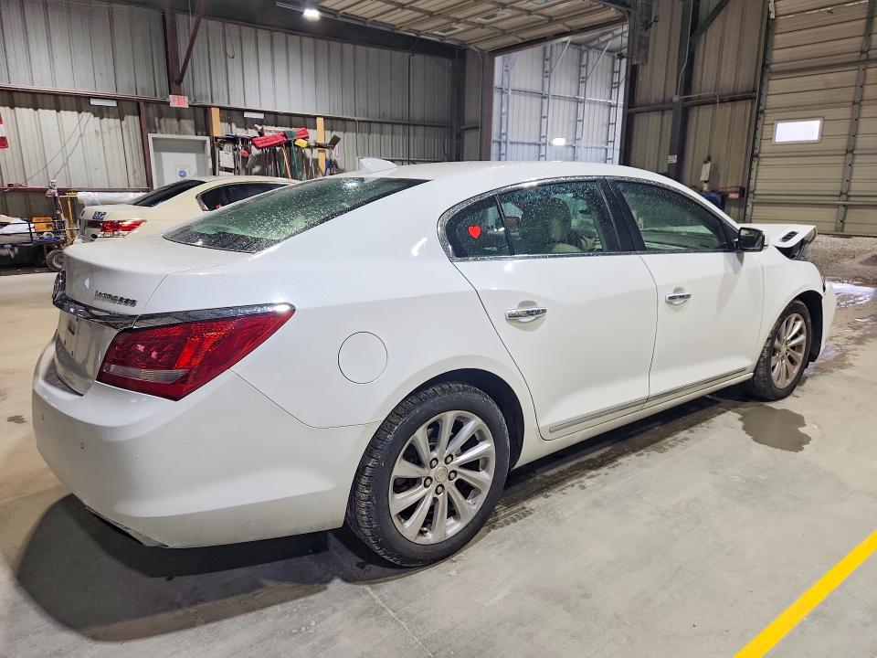 Photo 3 from auction – 2016 BUICK LACROSSE with VIN 1G4GB5G34GF232447