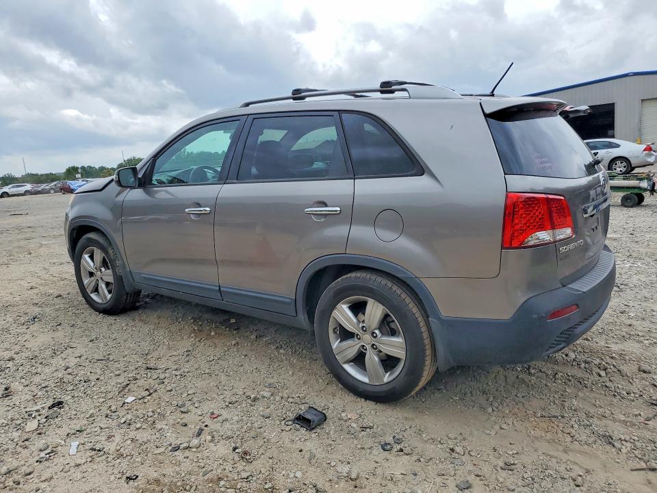 Photo 2 from auction – 2012 KIA SORENTO with VIN 5XYKU3A64CG221200