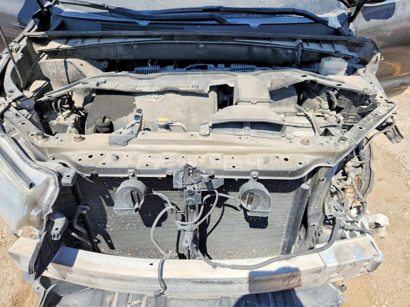 Photo 12 from auction – 2017 TOYOTA HIGHLANDER with VIN 5TDJZRFH2HS383993