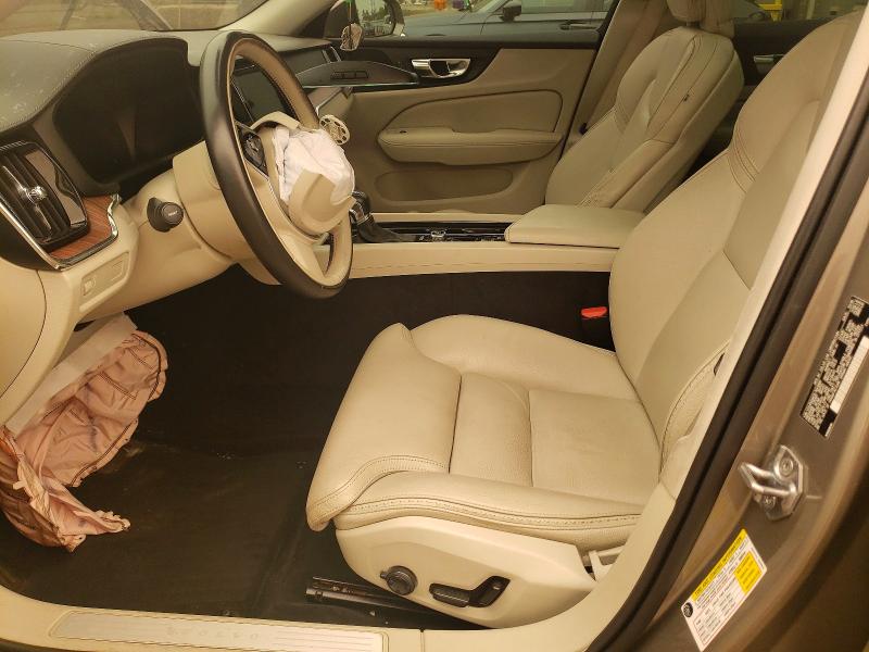 Photo 7 from auction – 2020 VOLVO V60 CROSS COUNTRY with VIN YV4102WK5L1041566