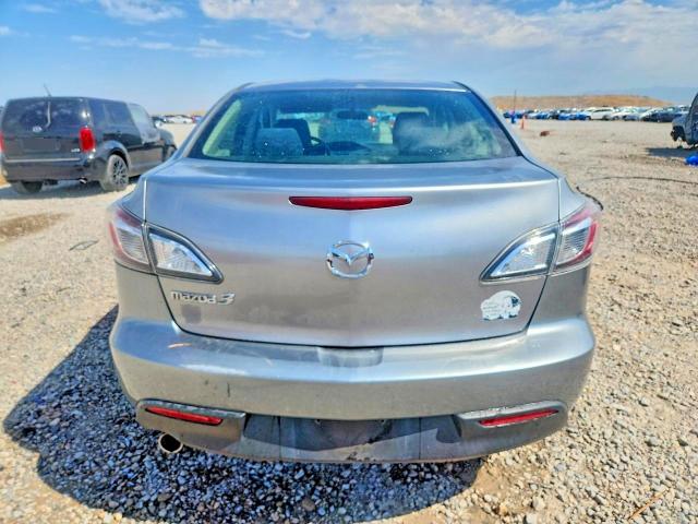 Photo 6 from auction – 2011 MAZDA 3 with VIN JM1BL1VGXB1434869