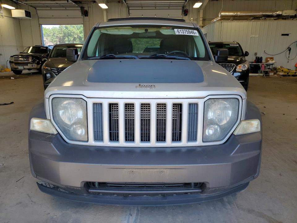 Photo 5 from auction – 2011 JEEP LIBERTY with VIN 1J4PN3GK2BW511714