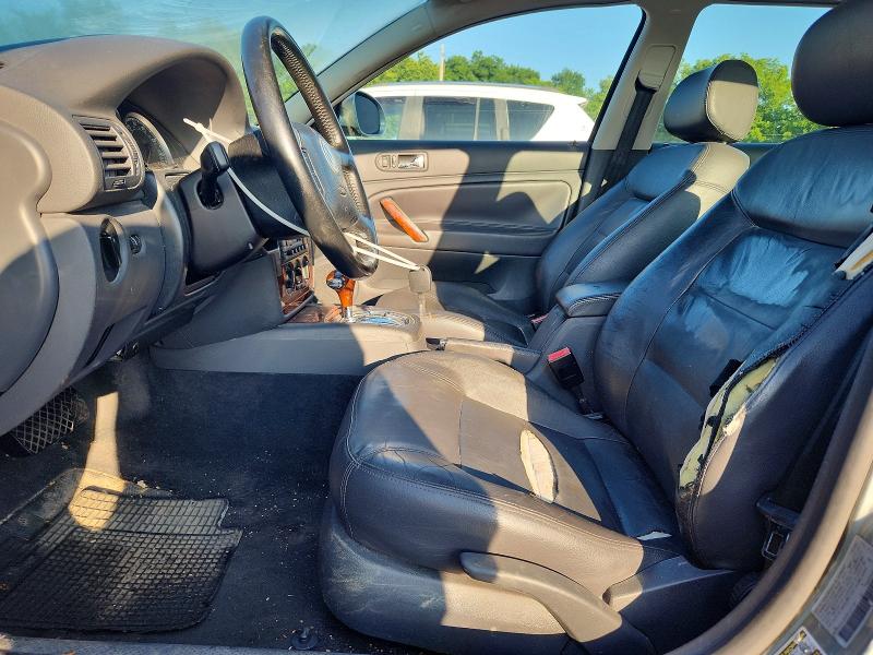 Photo 7 from auction – 2005 VOLKSWAGEN PASSAT with VIN WVWDD63B05E125130