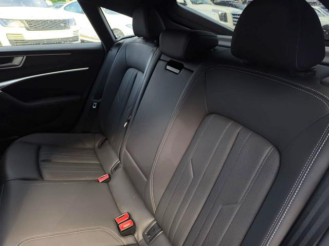 Photo 11 from auction – 2022 AUDI A7 with VIN WAUR2BF2XNN041104