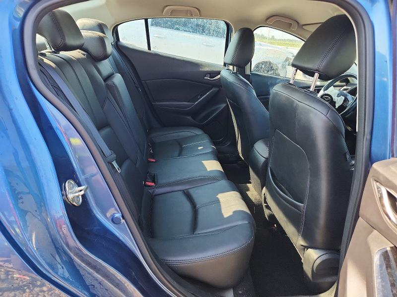 Photo 10 from auction – 2018 MAZDA 3 with VIN 3MZBN1V38JM242727