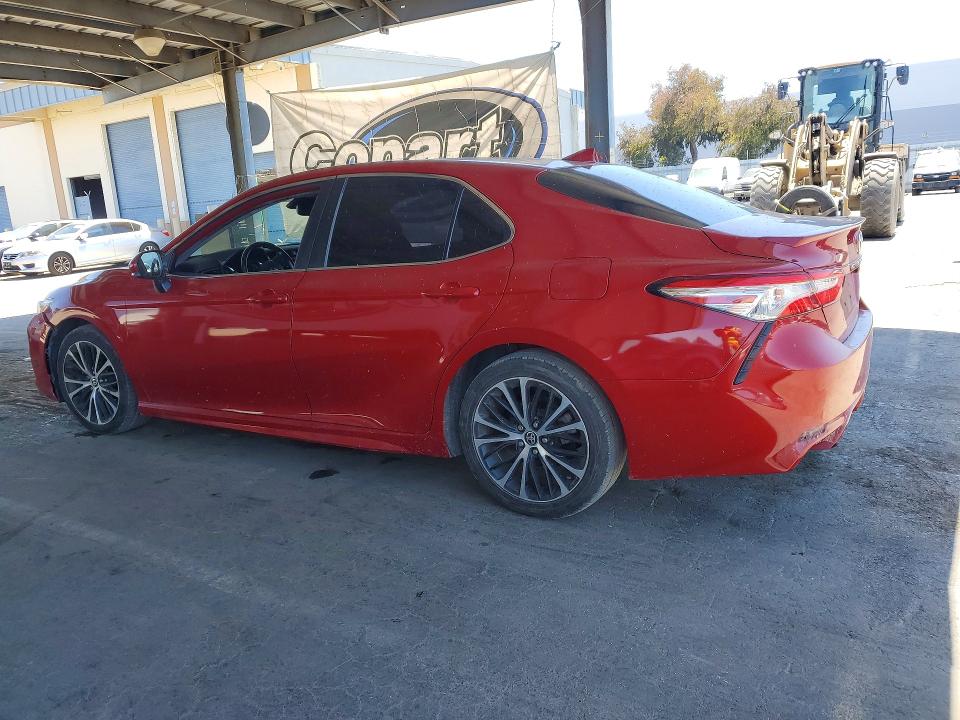 Photo 2 from auction – 2020 TOYOTA CAMRY with VIN 4T1M11AK2LU373473