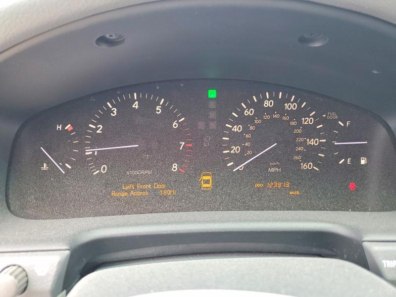 Photo 9 from auction – 2004 LEXUS LS with VIN JTHBN36F340160255