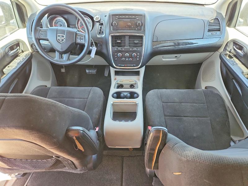 Photo 8 from auction – 2012 DODGE GRAND CARAVAN with VIN 2C4RDGCG2CR223891