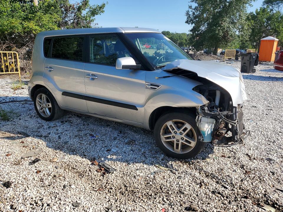 Photo 4 from auction – 2011 KIA SOUL with VIN KNDJT2A27B7261840