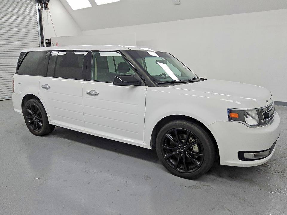 Photo 4 from auction – 2018 FORD FLEX with VIN 2FMGK5C86JBA01513