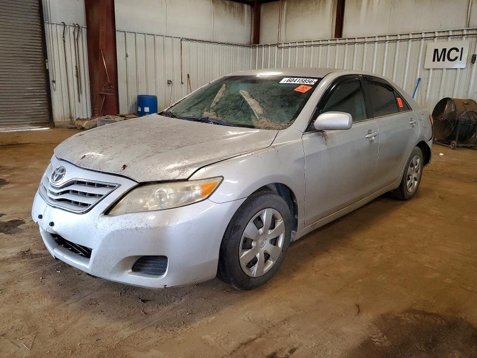 TOYOTA CAMRY 2011 z numerem VIN 4T1BF3EK0BU182731 - Zdjęcie z aukcji