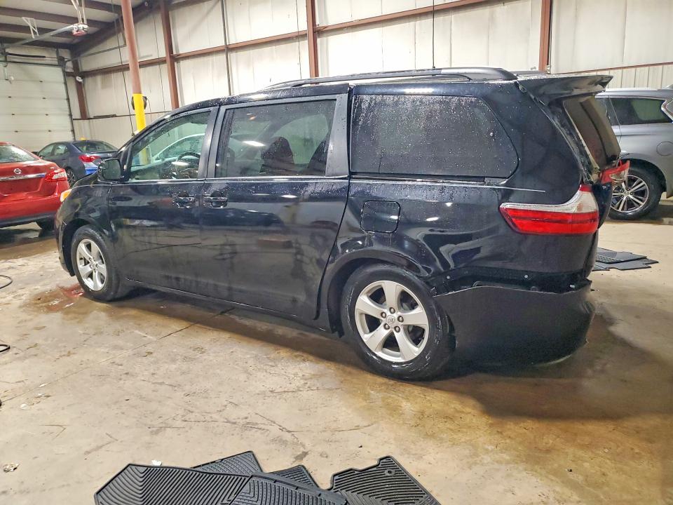 Photo 2 from auction – 2015 TOYOTA SIENNA with VIN 5TDKK3DC4FS653090