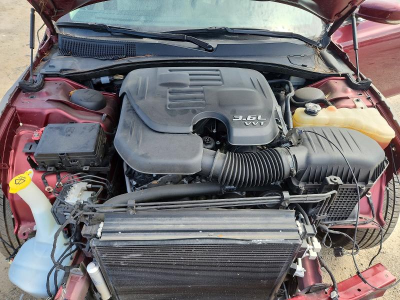 Photo 11 from auction – 2015 CHRYSLER 300 with VIN 2C3CCAAG7FH882427