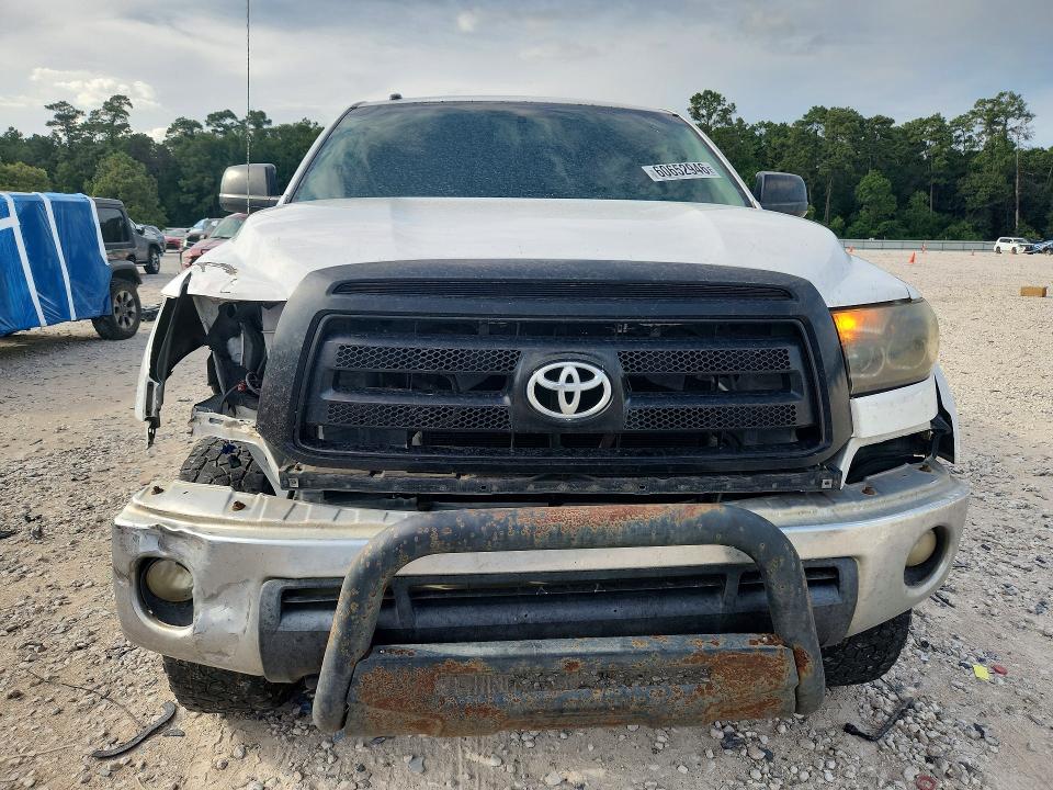 Photo 5 from auction – 2012 TOYOTA TUNDRA with VIN 5TFDW5F12CX216845