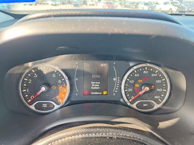 Photo 9 from auction – 2015 JEEP RENEGADE with VIN ZACCJAAH0FPC10394