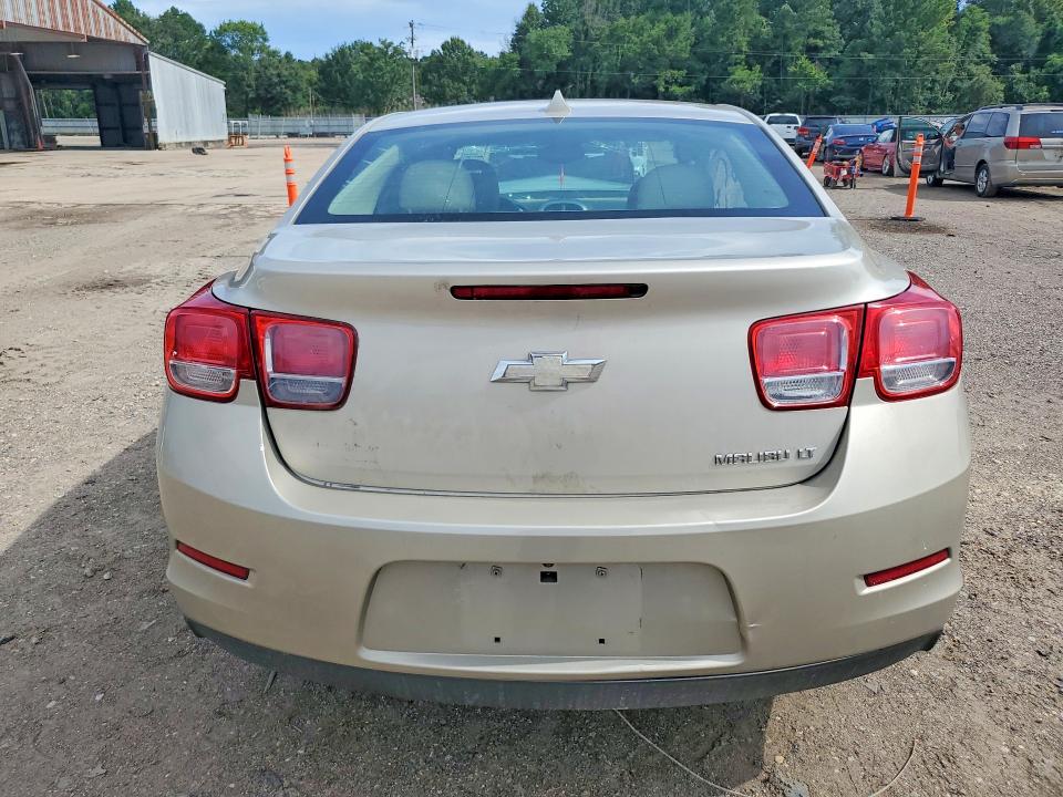 Photo 6 from auction – 2014 CHEVROLET MALIBU with VIN 1G11C5SL7EF117006