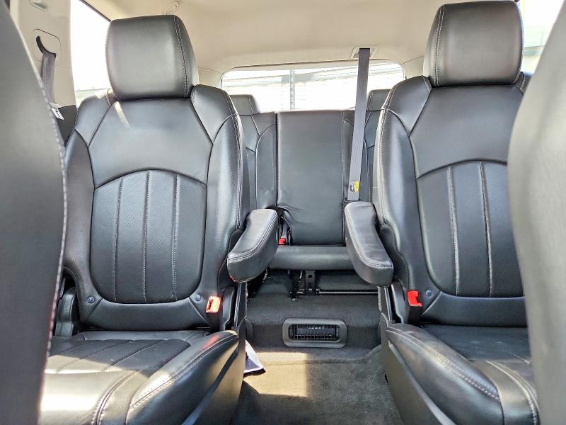 Photo 10 from auction – 2015 CHEVROLET TRAVERSE with VIN 1GNKRJKD9FJ110463