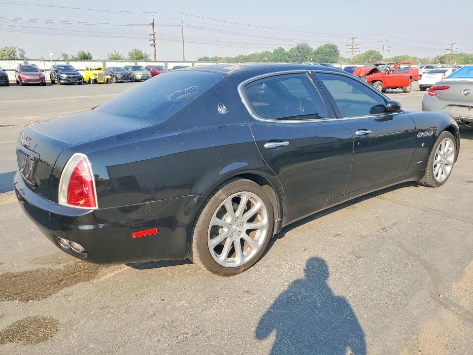 Foto 3 de la subasta – 2006 MASERATI QUATTROPORTE con VIN ZAMCE39A160021830