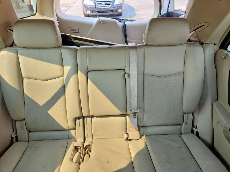 Photo 10 from auction – 2005 CADILLAC SRX with VIN 1GYEE637950225196