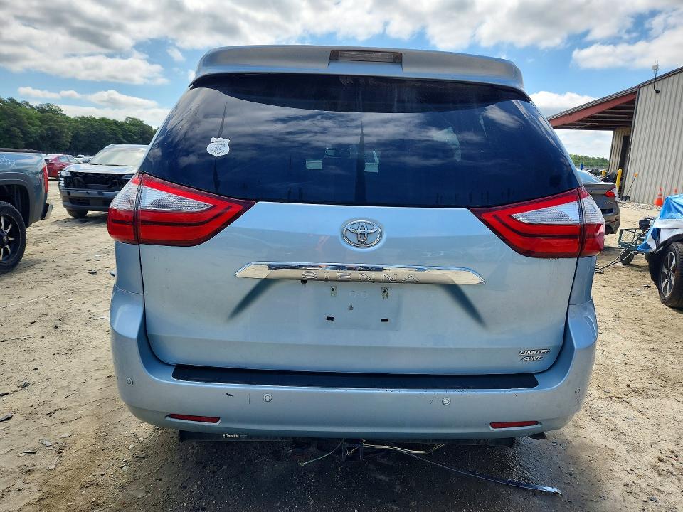 Photo 6 from auction – 2016 TOYOTA SIENNA with VIN 5TDDK3DCXGS132675