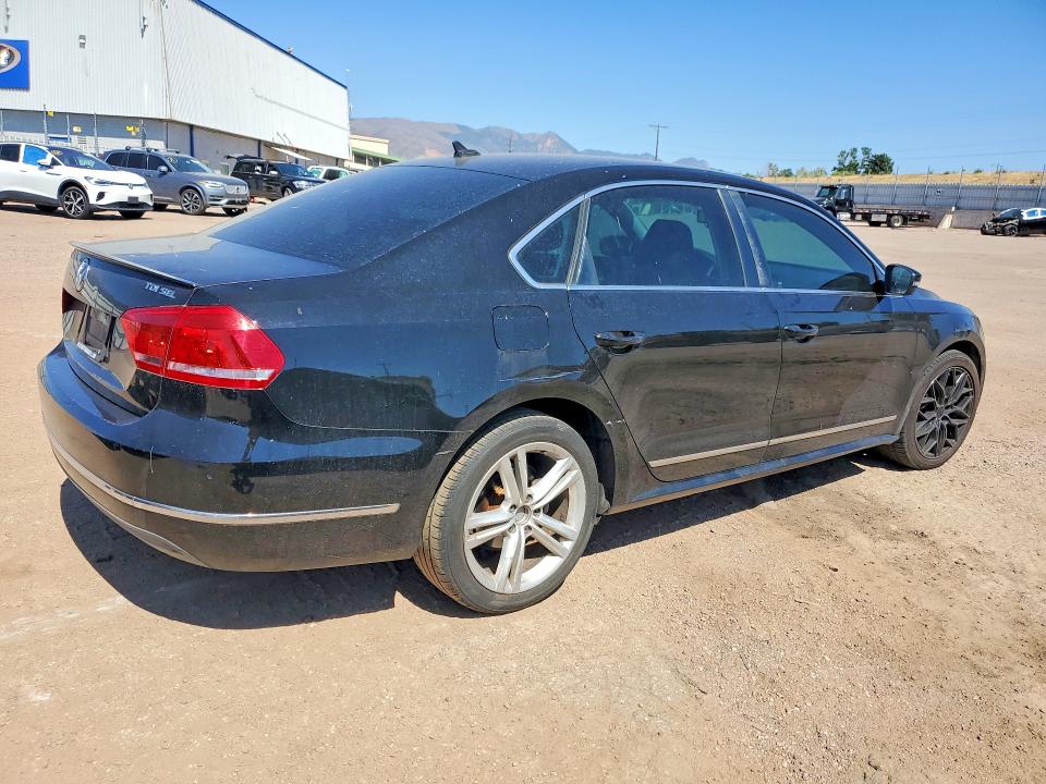 Photo 3 from auction – 2013 VOLKSWAGEN PASSAT with VIN 1VWCN7A36DC050175