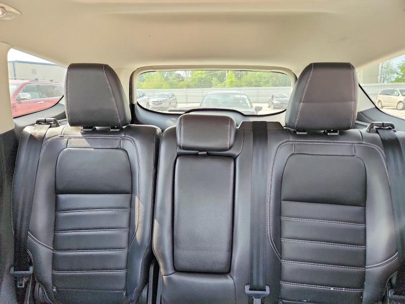 Photo 10 from auction – 2018 FORD ESCAPE with VIN 1FMCU0J97JUB66889