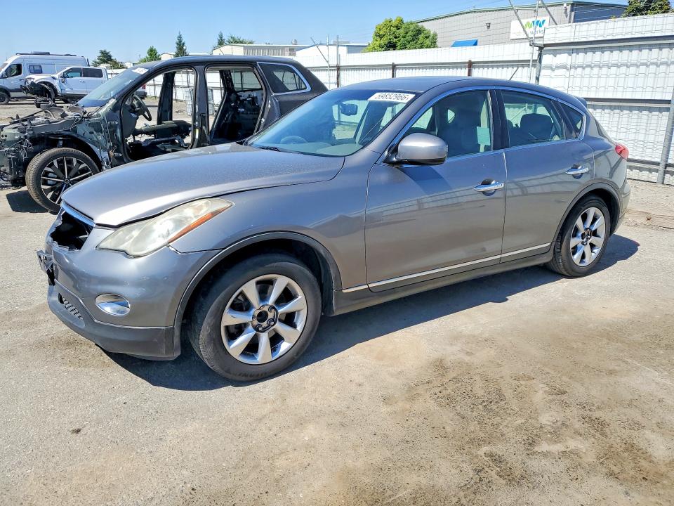 2010 INFINITI EX35