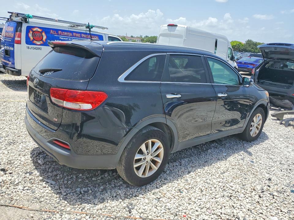 Photo 3 from auction – 2017 KIA SORENTO with VIN 5XYPG4A36HG195697