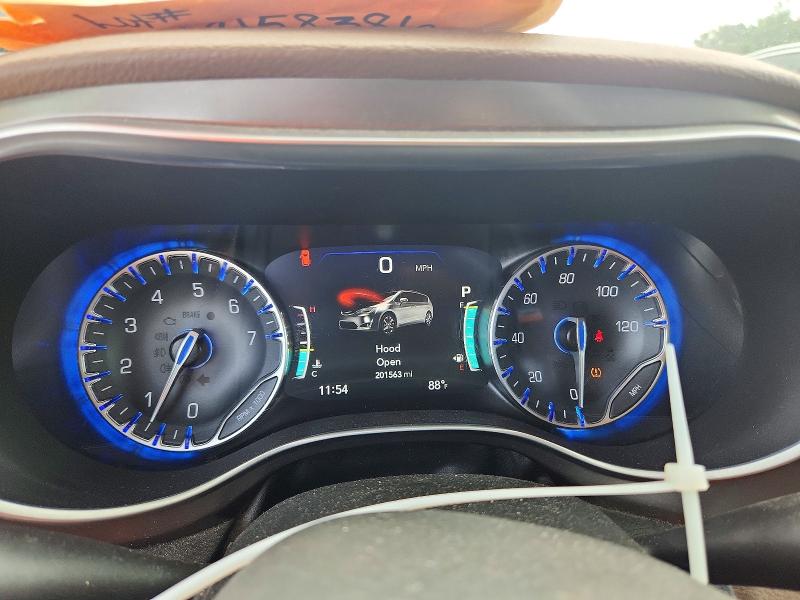 Photo 9 from auction – 2017 CHRYSLER PACIFICA with VIN 2C4RC1GG6HR505579