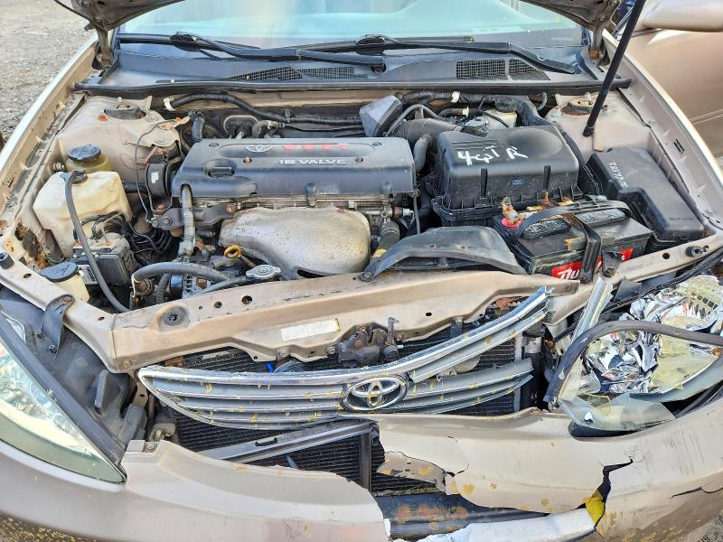 Photo 11 from auction – 2004 TOYOTA CAMRY with VIN 4T1BE32K44U891981
