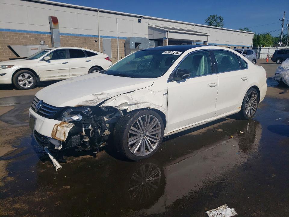 2015 VOLKSWAGEN PASSAT - Търг №60370216