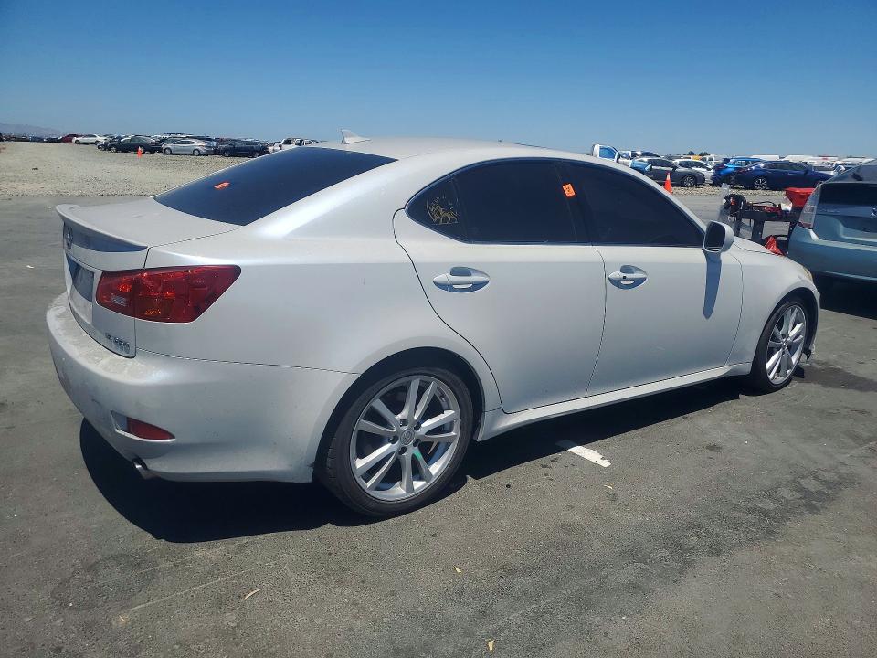 Photo 3 from auction – 2007 LEXUS IS 250 with VIN JTHBK262972056765